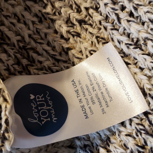 Love Your Melon Poncho - Picture 9 of 9